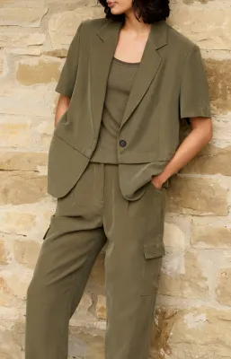 YaYa Woven shortsleeve blazer with Groen 01-501083-604