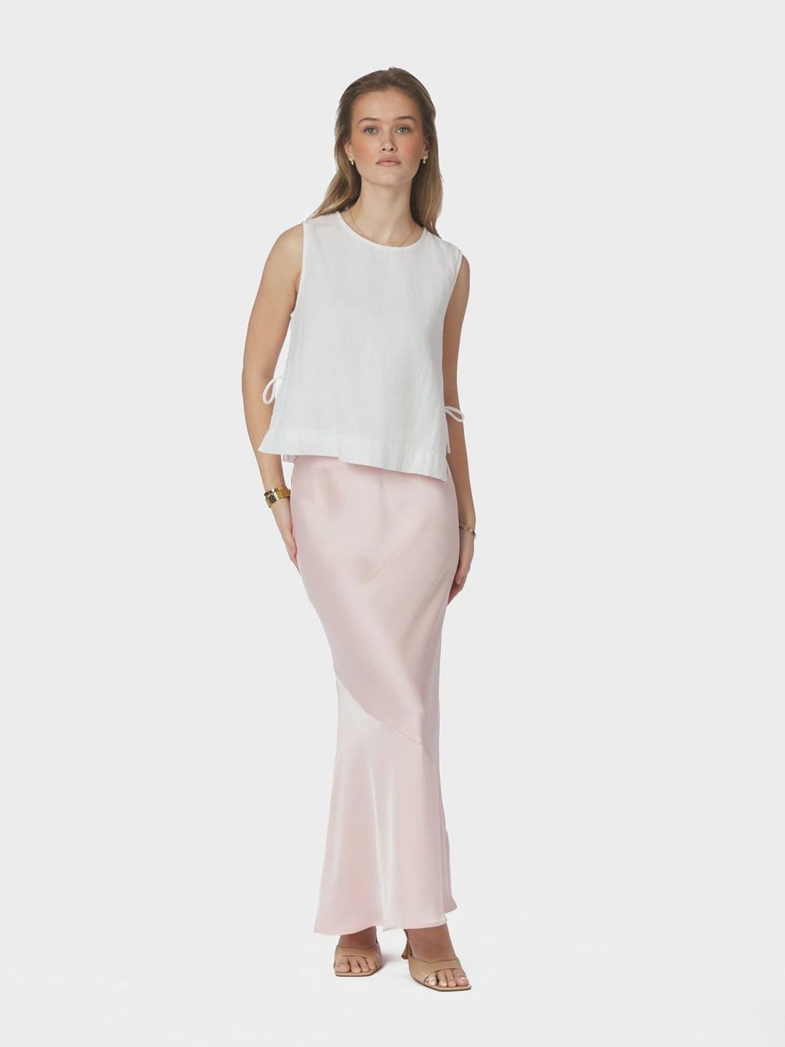 Neo Noir Ninad Heavy Sateen Skirt Roze 168523