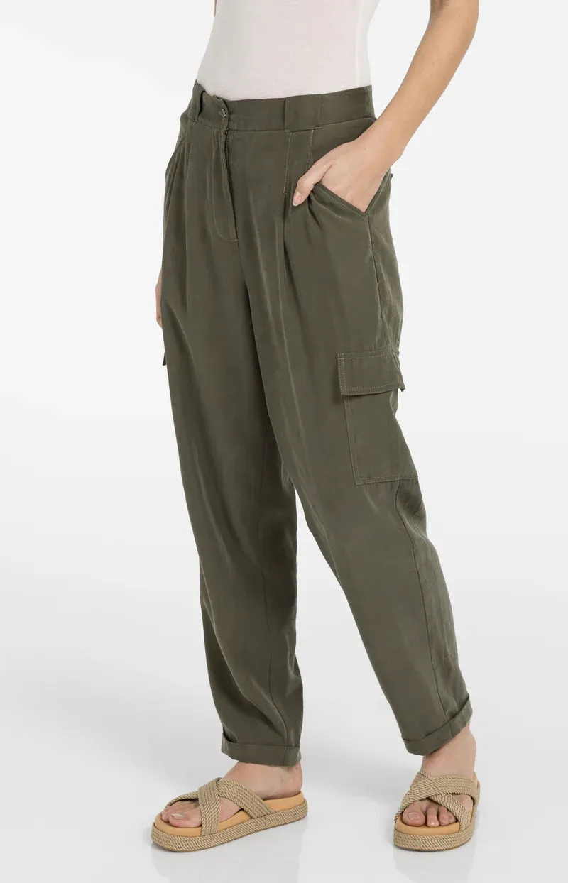 YaYa Woven staight leg cargo trouse Groen 01-301254-604