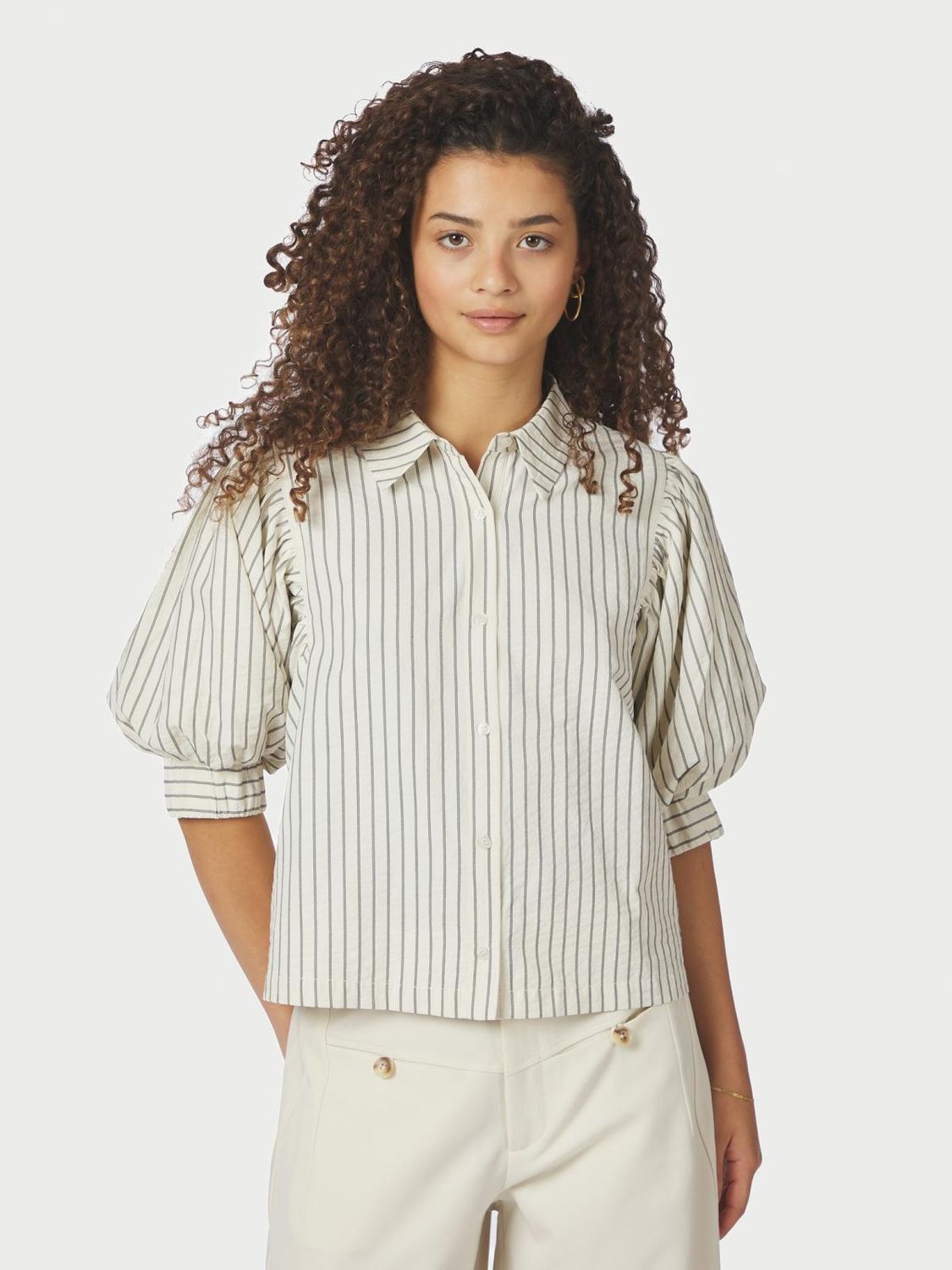 Neo Noir Etta Slim Stripe Shirt Ecru 168663