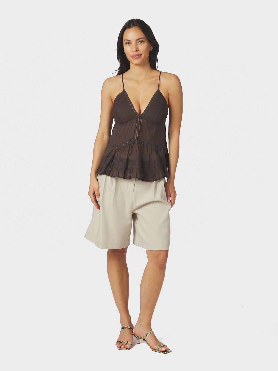Neo Noir Nika Structure Shorts Ecru 164538