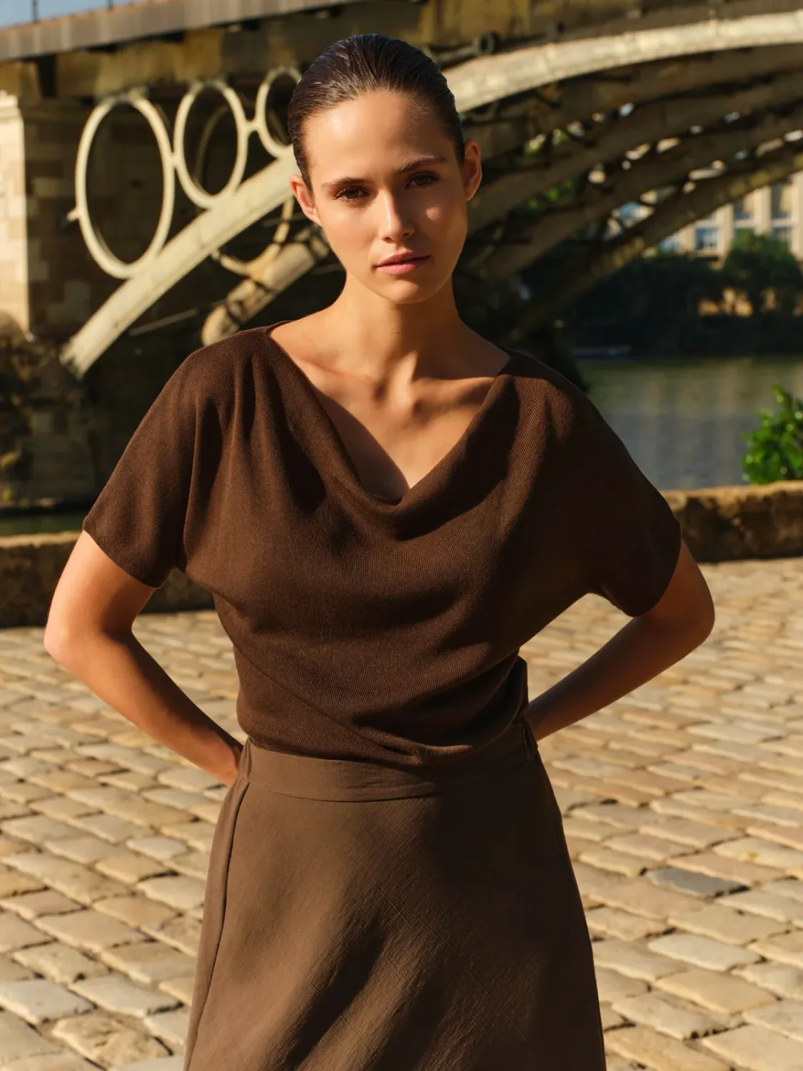 YaYa Gebreide top met watervalhals Bruin 01-000606-607