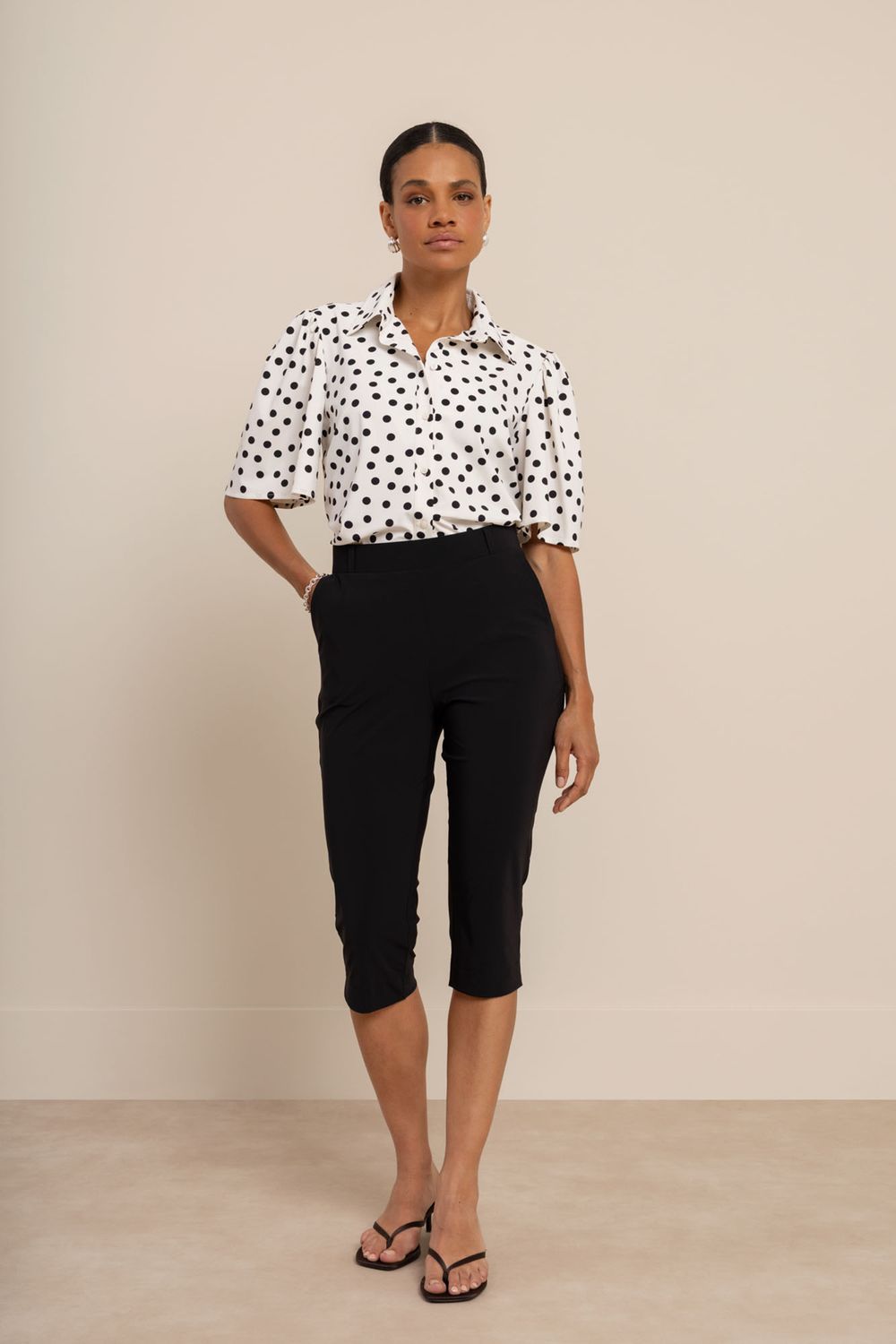 Studio Anneloes Hannelore capri trousers Zwart