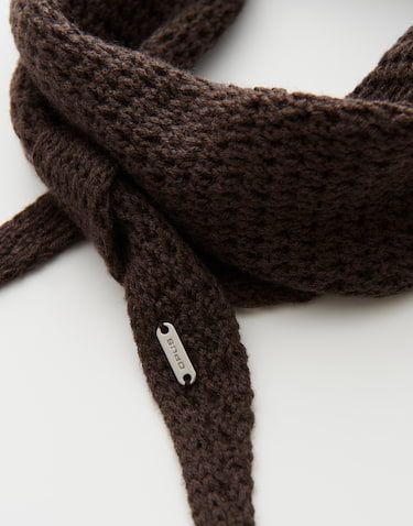 Opus Alisie scarf Bruin