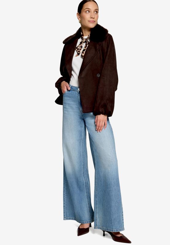 Zero Jacket Casual Bruin