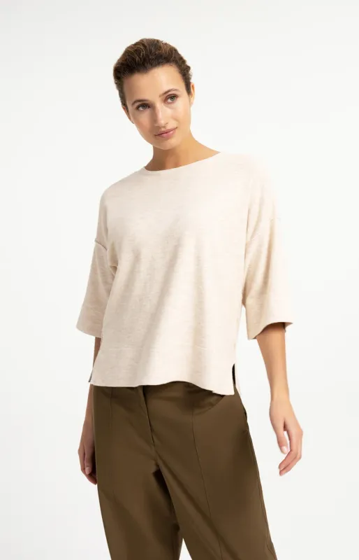 YAYA Fijngebreid oversized T-shirt Beige