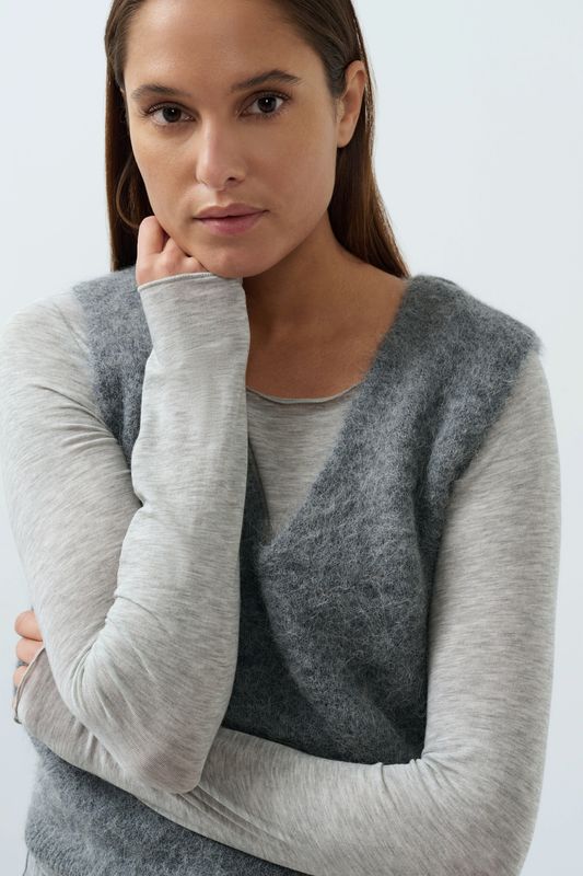 YaYa Spencer met diepe V-hals Grijs 01-000635-609