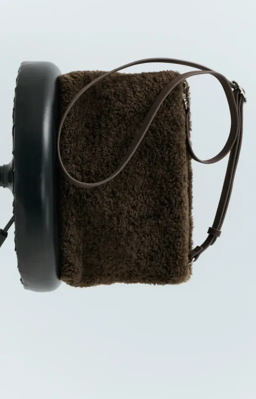 YaYa Crossbody tas van imitatiebont Bruin 03-001131-609