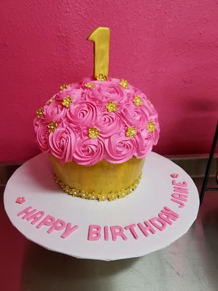 Giant Cupcake Buttercream