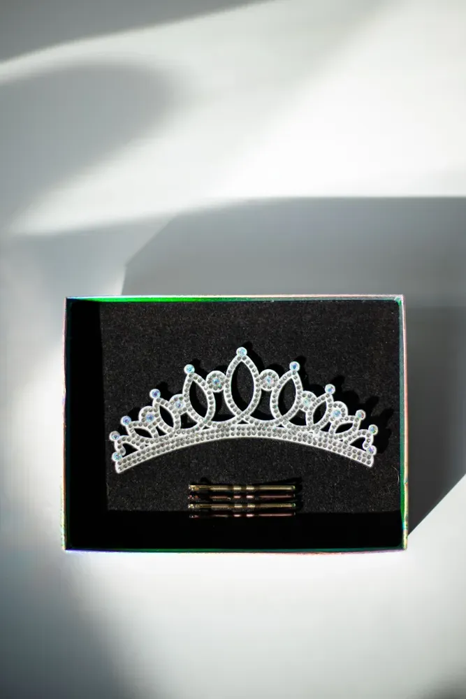 No. 6 RG Hair bun Crown (White)