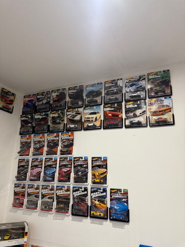 Hot Wheels Wall Mount Holders For Standard / Mainline