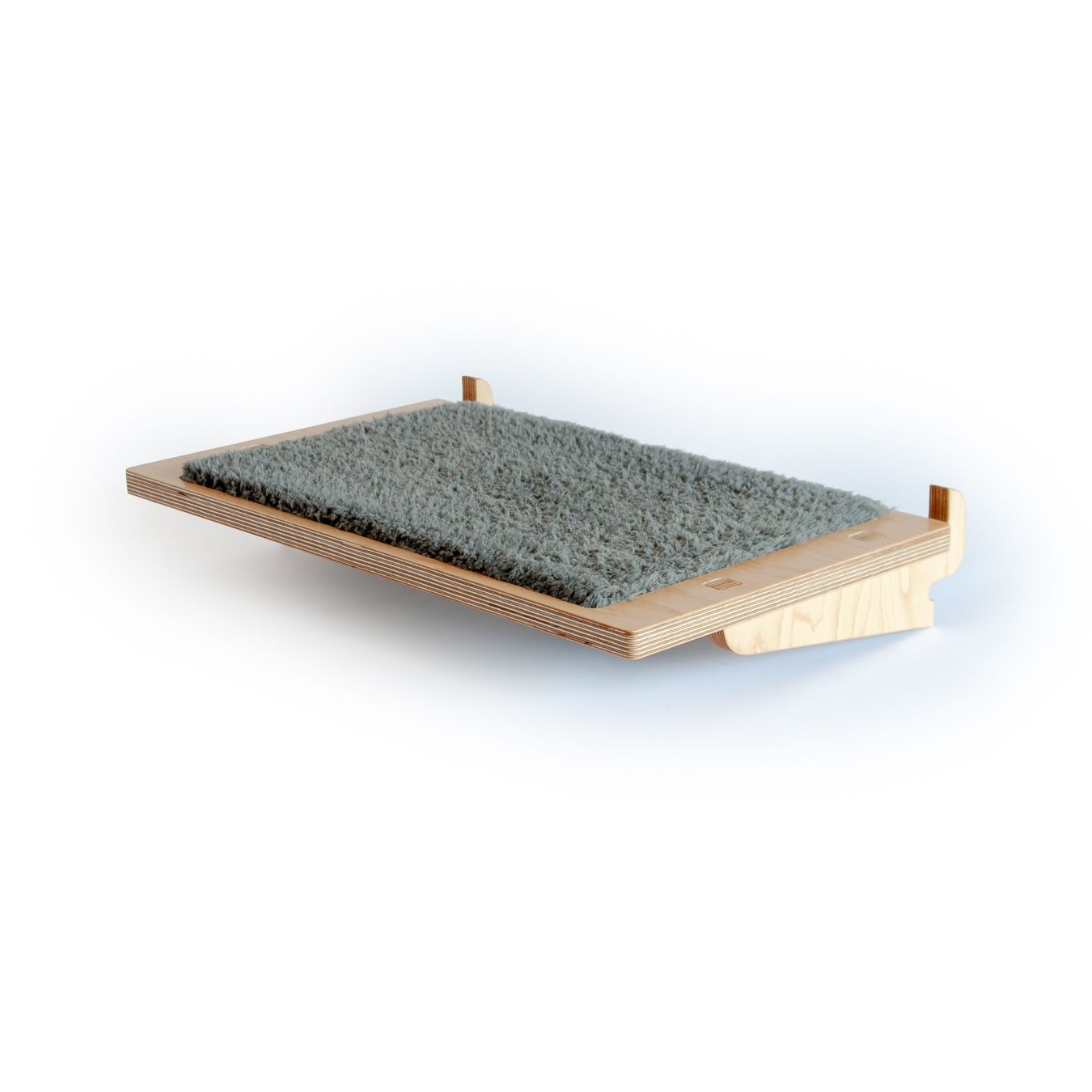 Fuzzy trampoline shelf for cats