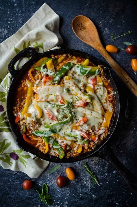 Dinner Tray-Deconstructed Vegetarian Stuffed Peppers with Green Beans (GF)(V)
