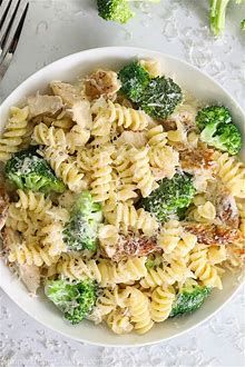 Pasta - Chicken Broccoli Alfredo
