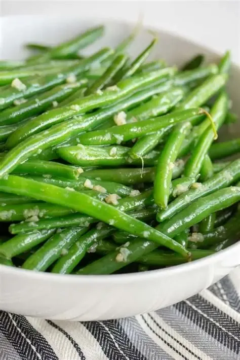 Vegetables- Garlic Green Beans 32oz