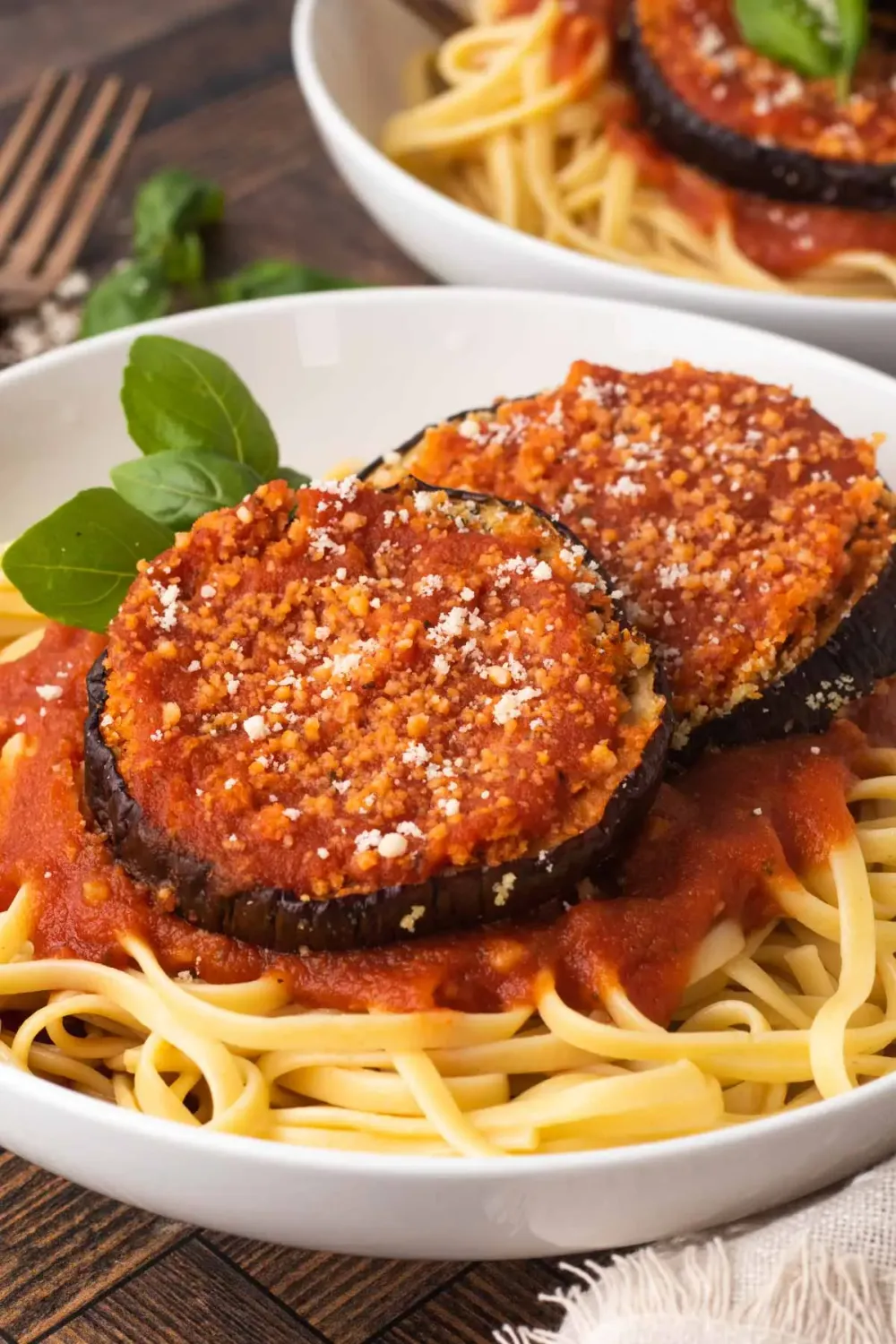Dinner Tray-EggPlant Parmesan with Green Beans(V)