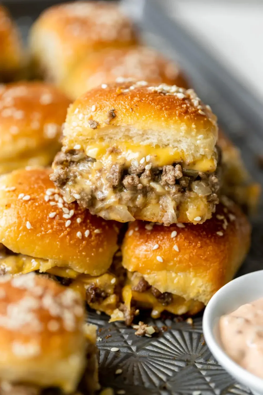 Meat-8 Cheddar Scrambled Burger Sliders