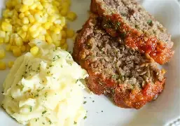 Dinner Tray-Meatloaf, Mashed Potatoes, Corn(GF)