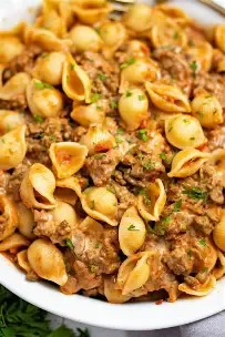 Dinner Tray-Beef and Shells with Green Beans