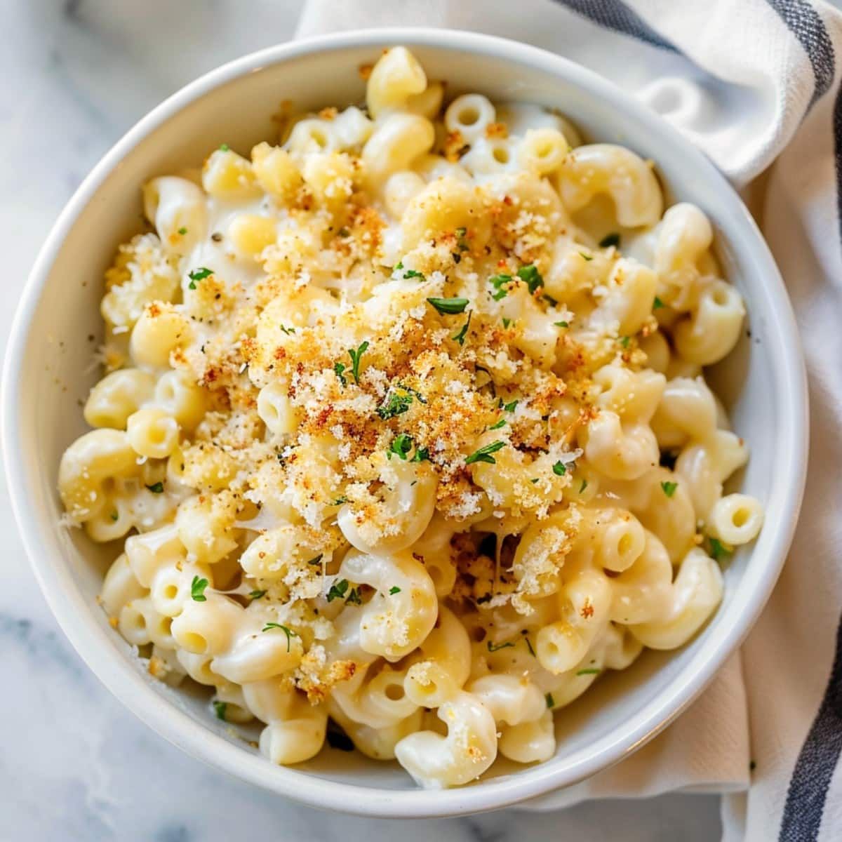 Family-White Cheddar Mac and Cheese (feeds 3 to 4)