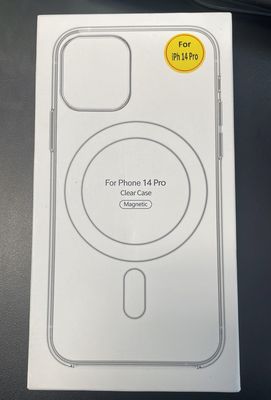 iphone 14 pro clear case with magnet