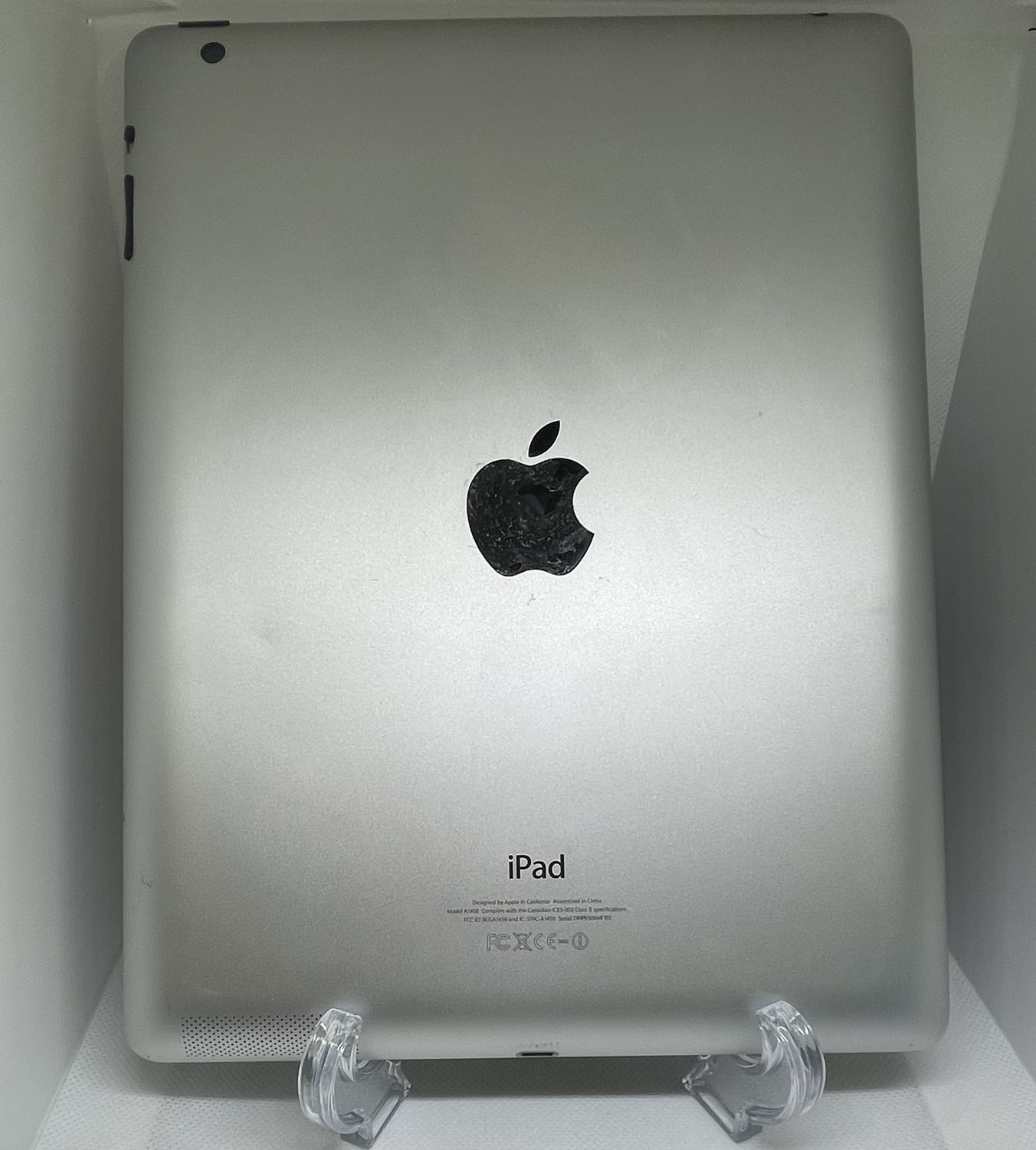iPad 4 32GB wifi only - used