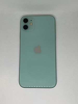 Used iPhone 11 pro - 64 GB - unlocked - midnight green