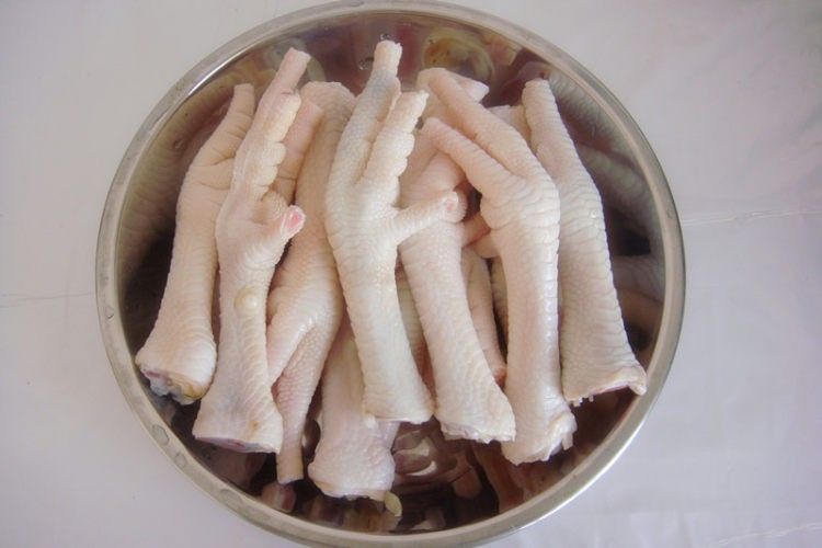 Chicken Paw 20x1LB/Tray *凤爪