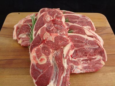B/I Lamb Shoulder Cut Halal KFP *切带骨羊肩/清