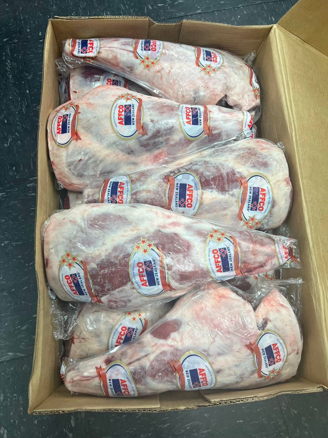Short Cut Lamb Leg Halal Affco76320/15525*带骨羊腿