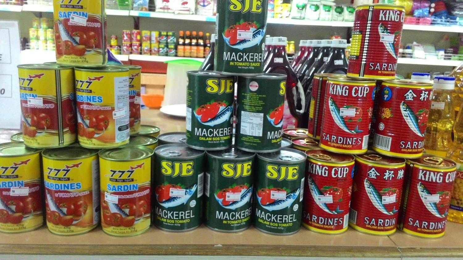 SARDIN PELBAGAI JENAMA (HARGA BERBEZA)
