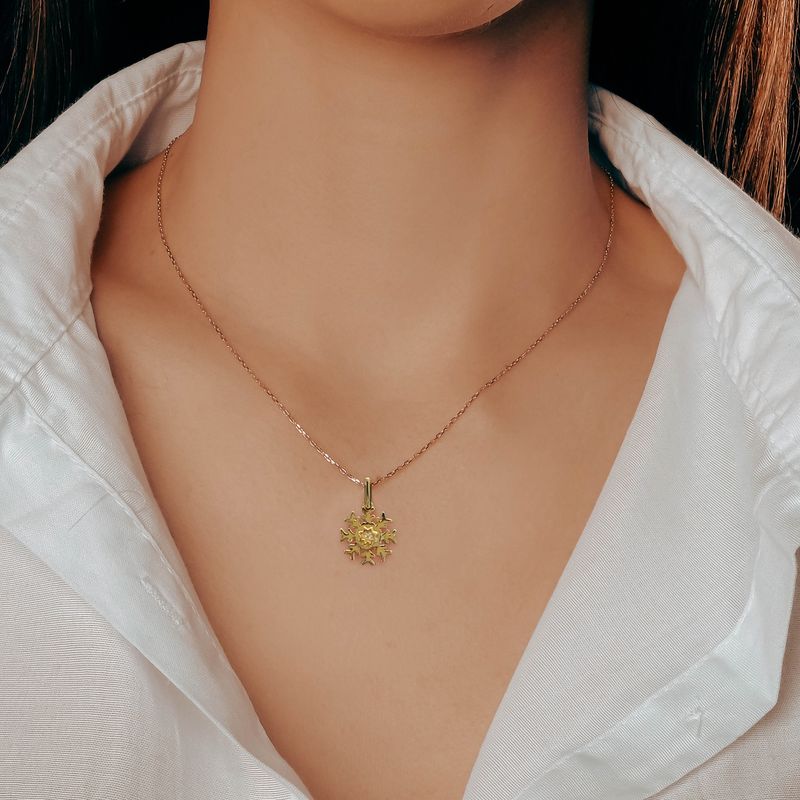 Colisco Snowflake Necklace, Gold