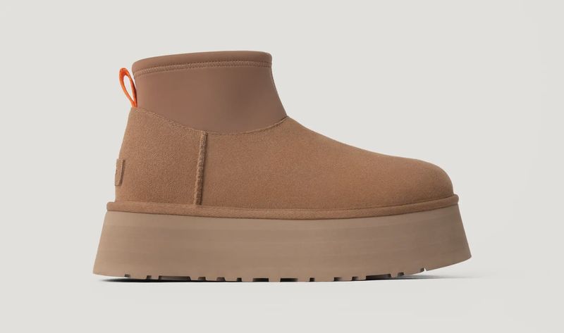 Classic Mini Dipper Fashion Boot