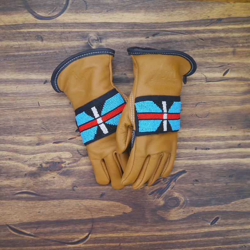 Gilded Flicker Glove 154848