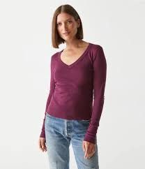 Logan V-Neck Tee 163621