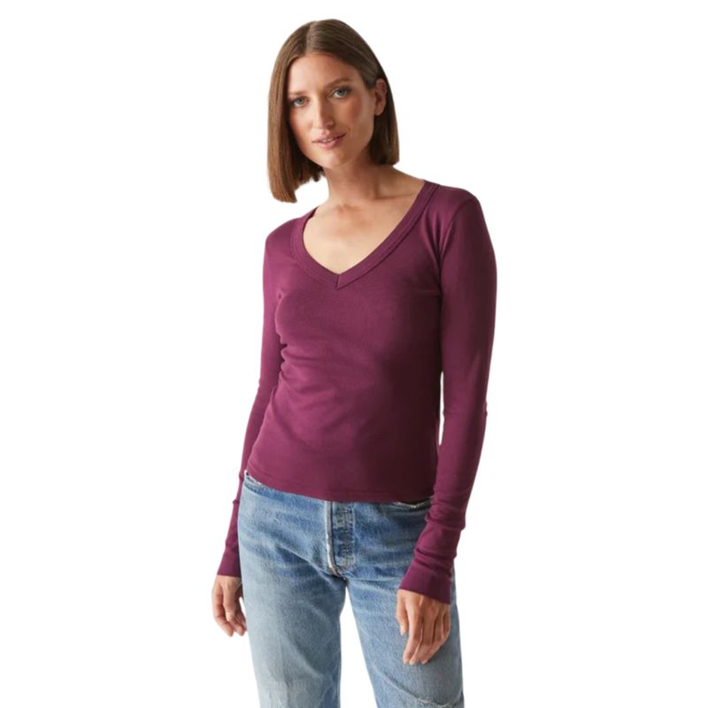 Logan V-Neck Tee 163621
