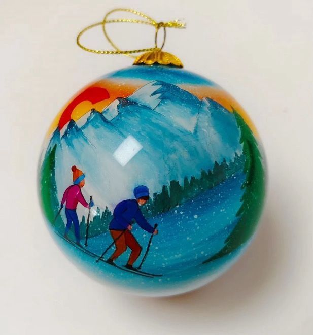 Couple Ski Colorado Hand Painted Glass Ornament, 80 cm