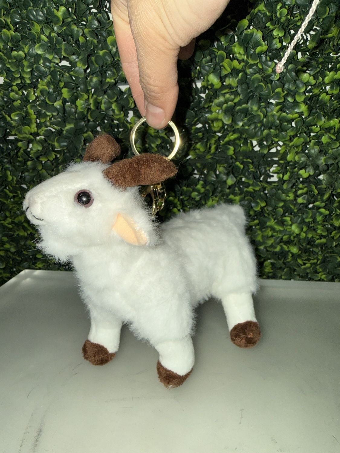 Bighorn Keychain, Snow