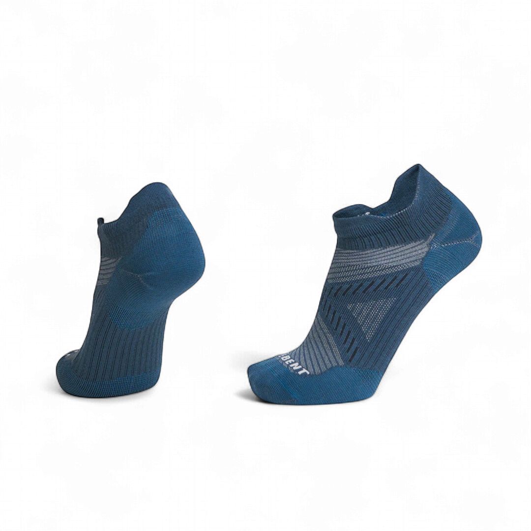 Le Bent  Zero Cushion Micro Tab Run Socks, Color: Reflecting Pond, Size: S