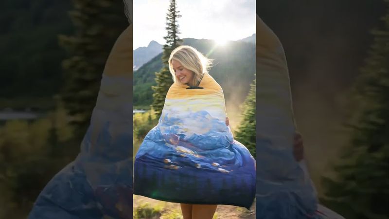 Colisco Peaks Packable Travel Puff Camping Blanket 38" x 52"