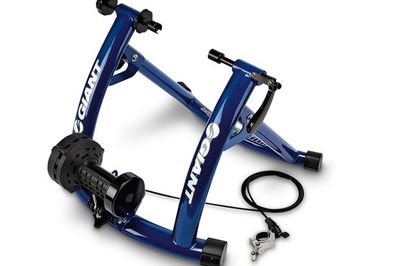 GIANT CYCLOTRON MAG TRAINER