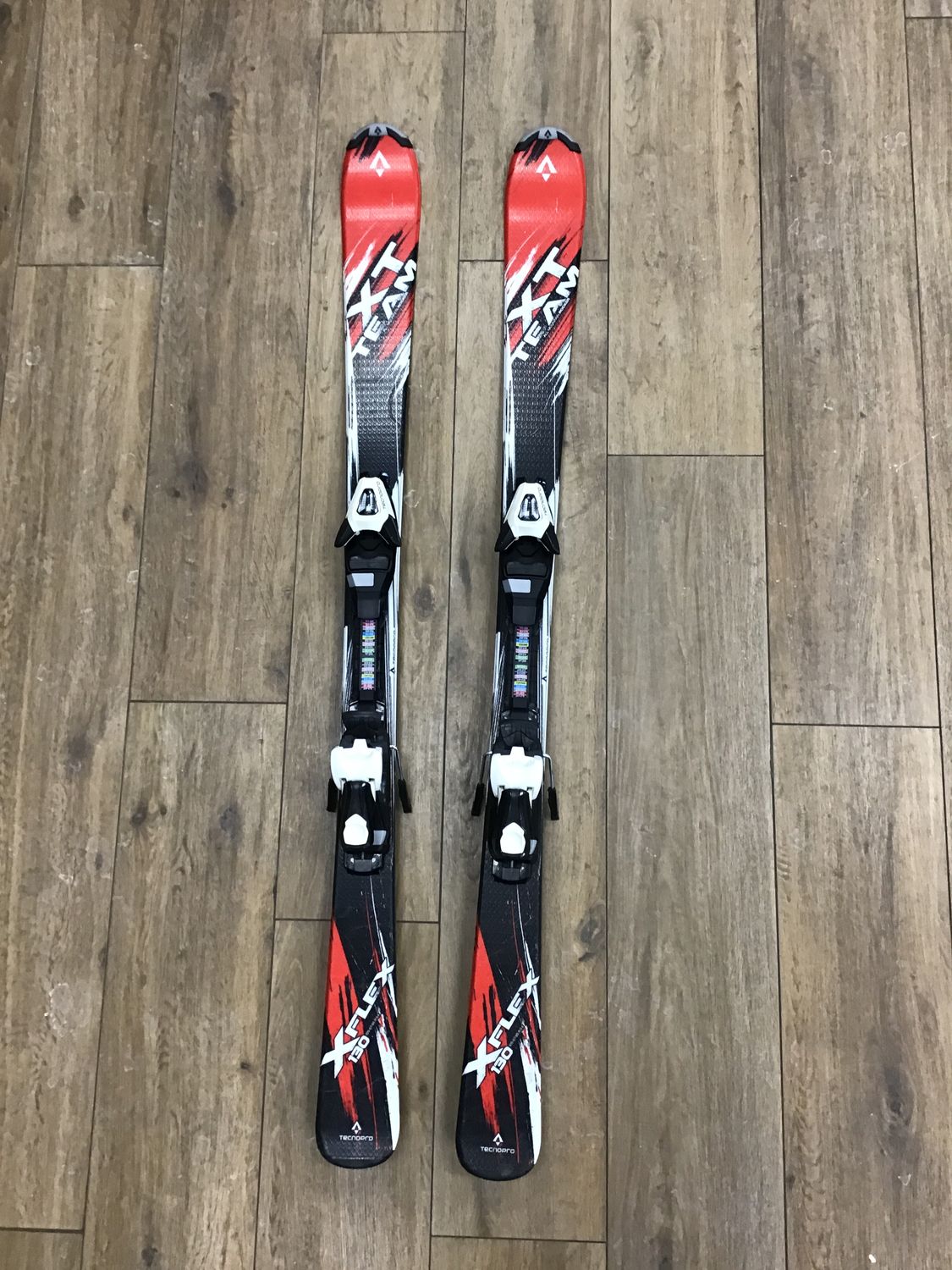 Used Tecnopro xt team skis 130cm red/white