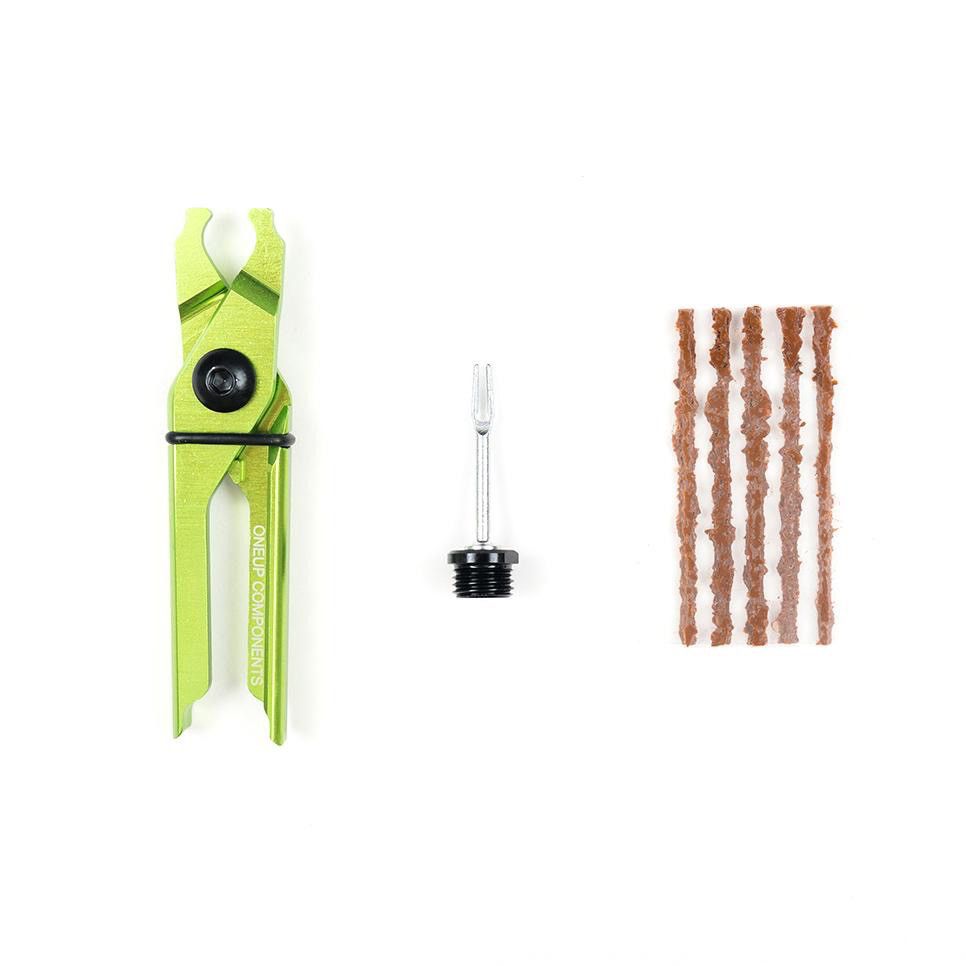 ONE UP EDC PLUG AND PLIER KIT