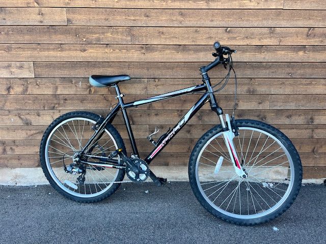 Used Norco pinacle 26 black