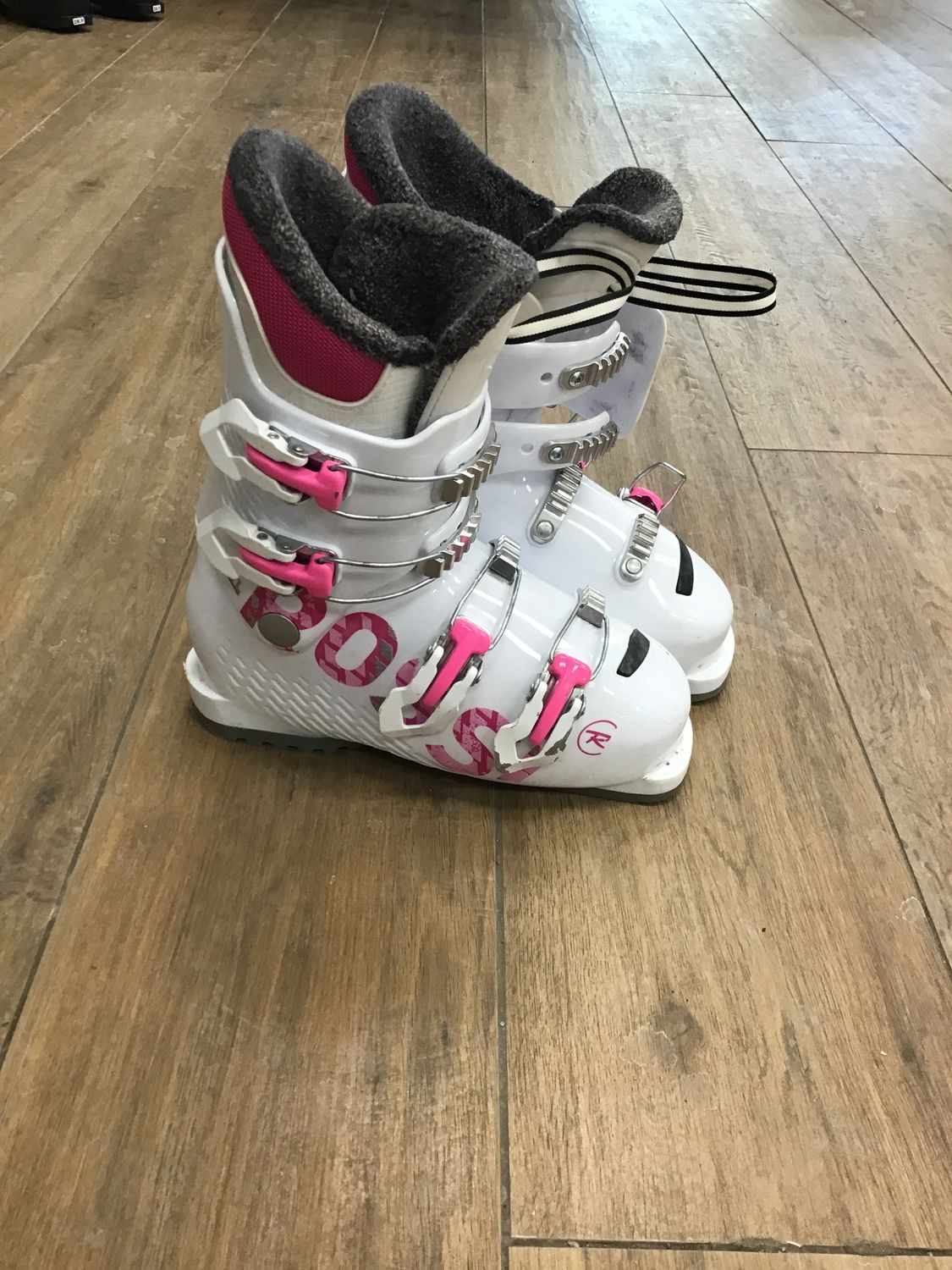 Used Rossignol 23.5 White/pink
