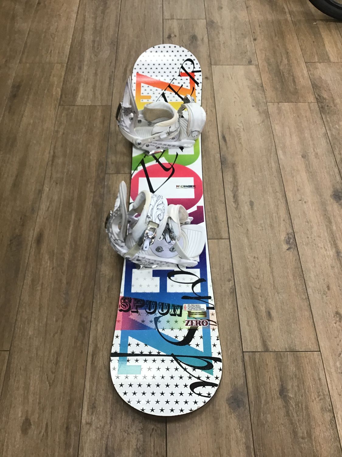 Used white snowboard spoon white zero 140 cm