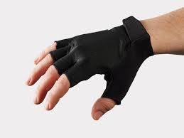 Glove Trek Circuit Medium Black