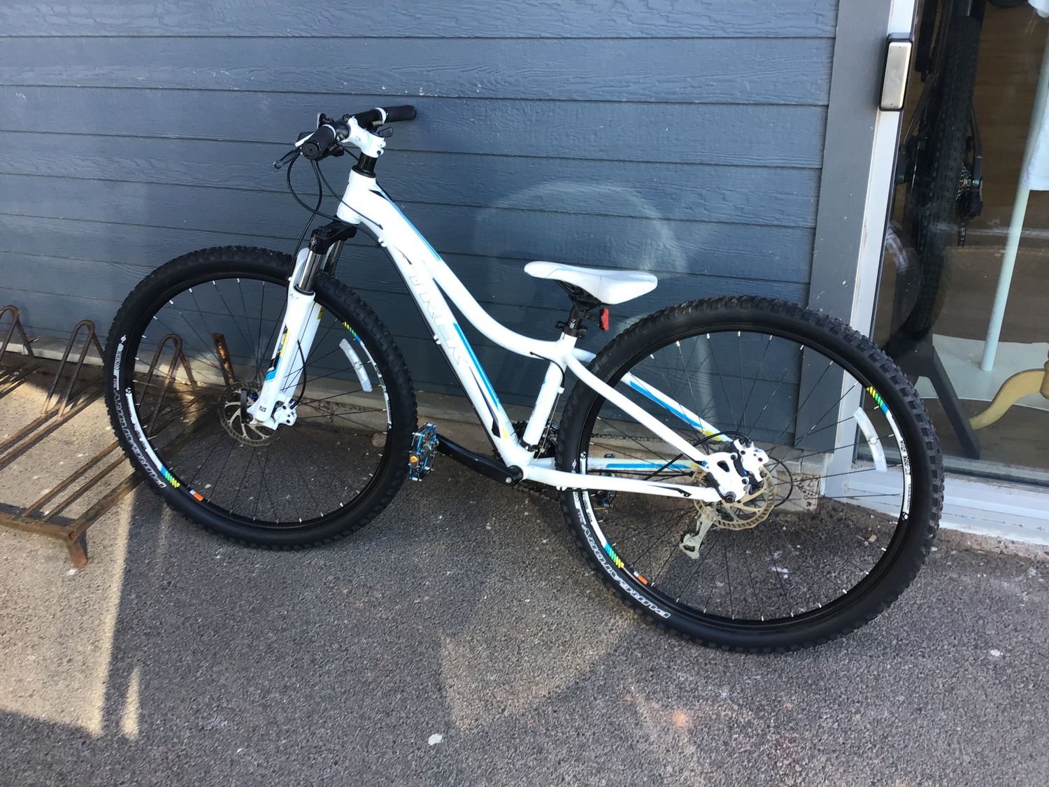 used trek cali s small