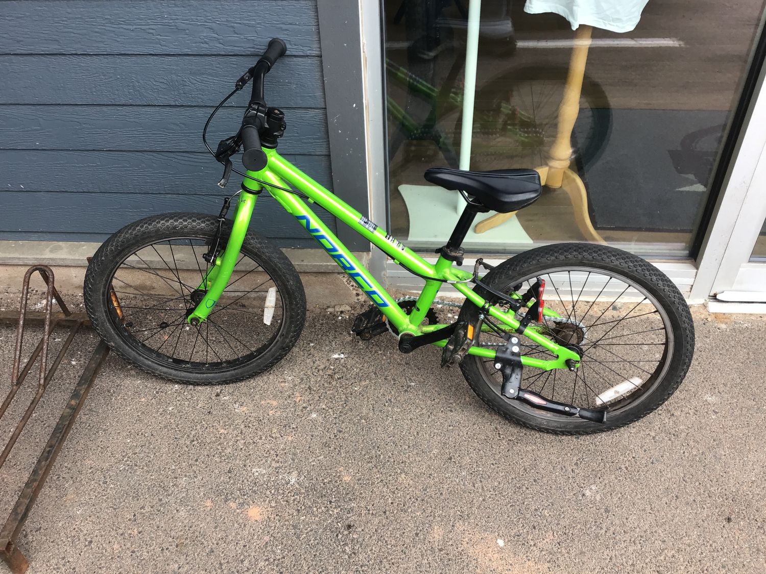 used norco roller 20"