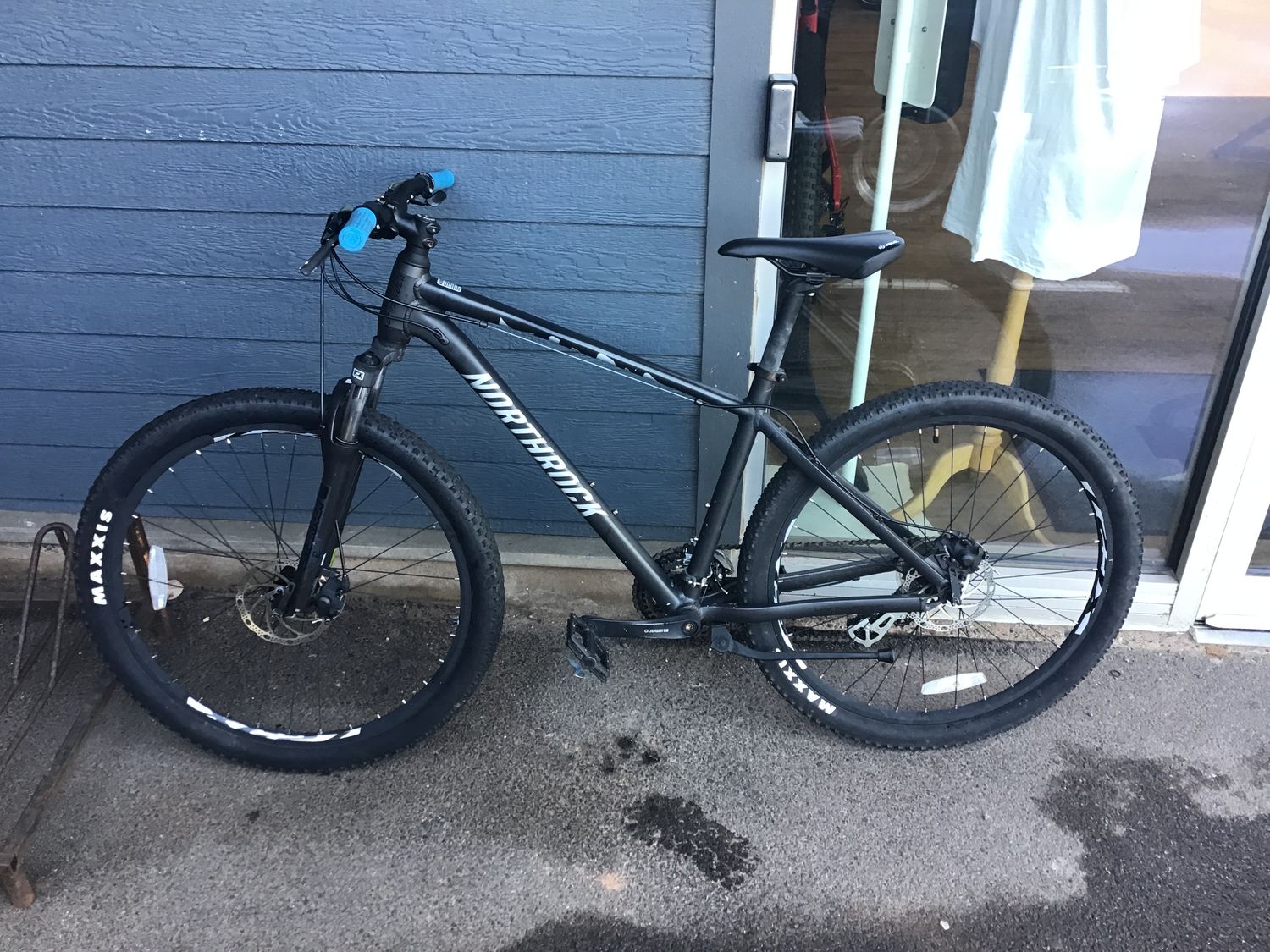 Used Northrock 27.5 Mountain Bike Medium